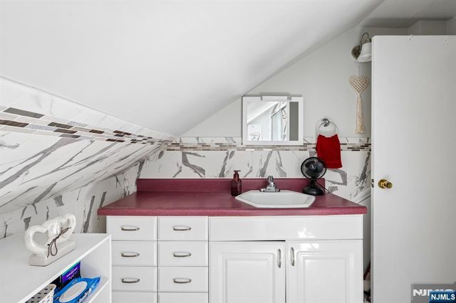 16 Fairmount Avenue, Clifton, NJ 07011