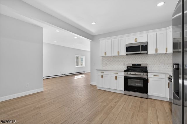 182 N Maple Ave, East Orange City, NJ 07017