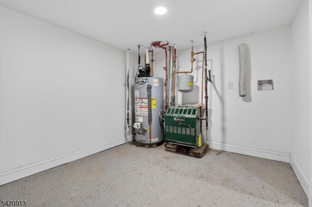 182 N Maple Ave, East Orange City, NJ 07017