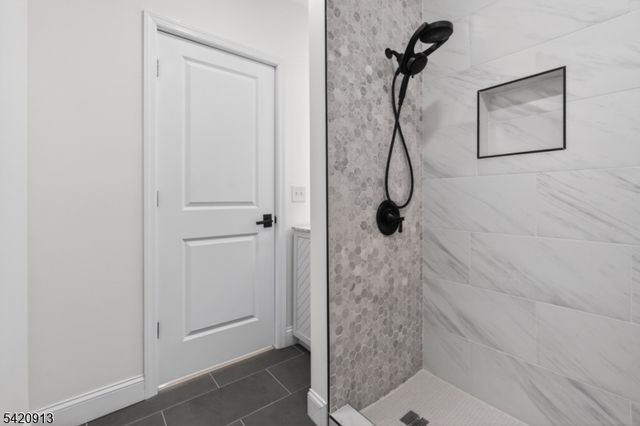 182 N Maple Ave, East Orange City, NJ 07017