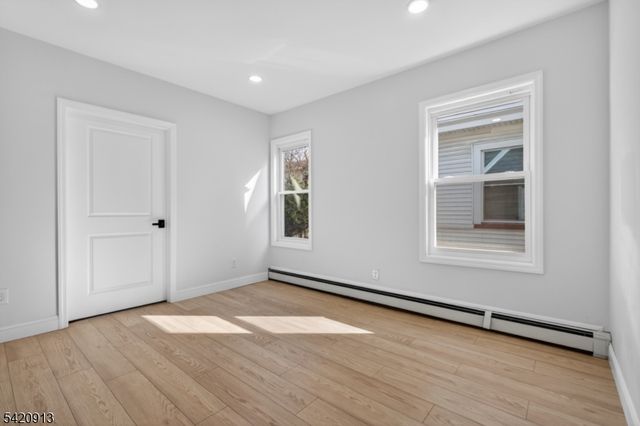 182 N Maple Ave, East Orange City, NJ 07017