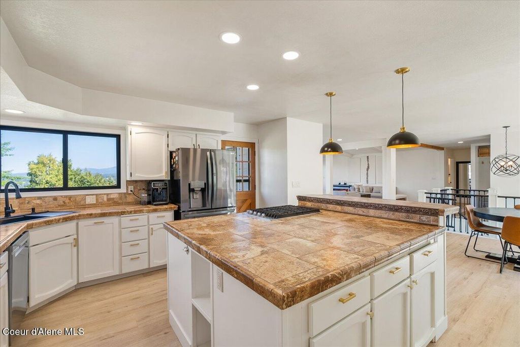 3163 E LOOKOUT DR, Coeur d'Alene, ID 83815 photo 22