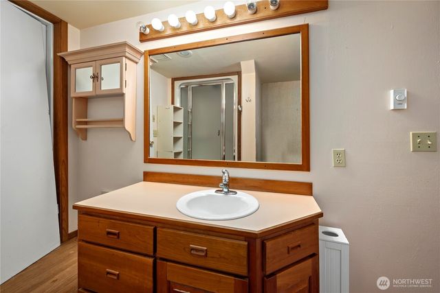 716 Heller Road, Oak Harbor, WA 98277