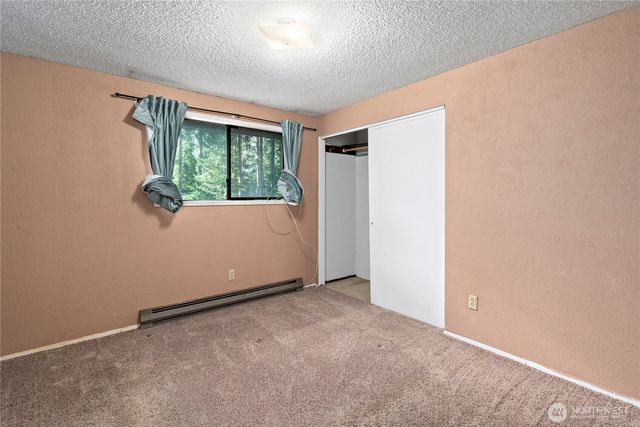 716 Heller Road, Oak Harbor, WA 98277