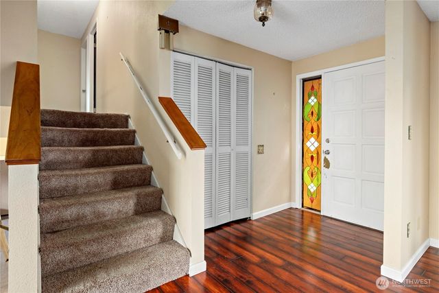 716 Heller Road, Oak Harbor, WA 98277