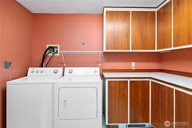 716 Heller Road, Oak Harbor, WA 98277