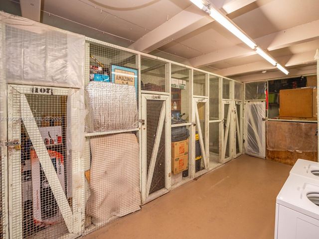 8161 SW 24th Ct 202, Davie, FL 33324