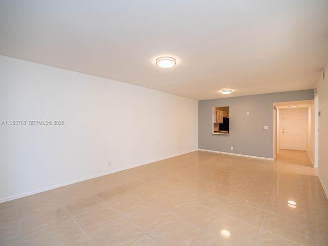 8161 SW 24th Ct 202, Davie, FL 33324