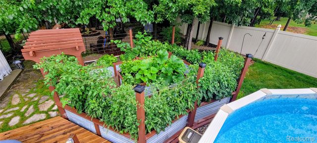 29390 Juniper Street, Brownstown Charter Township, MI 48183