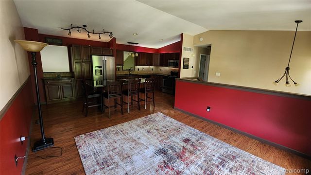 29390 Juniper Street, Brownstown Charter Township, MI 48183