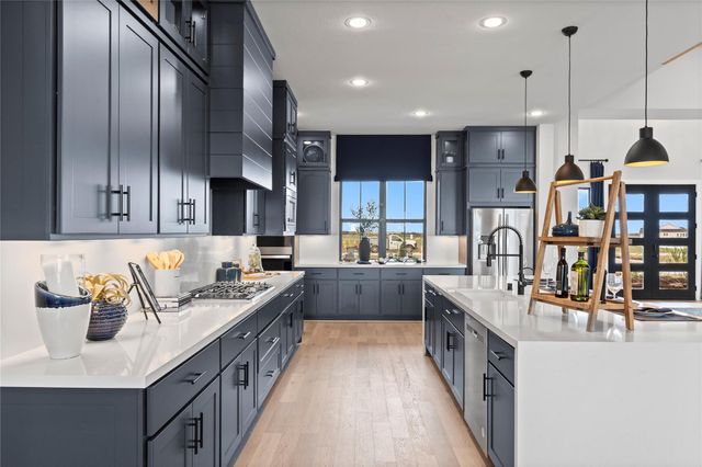 2001 Whispering Oaks Lane, Waller, TX 77484