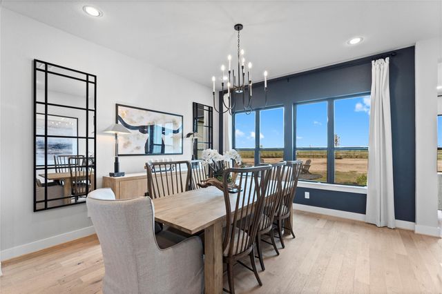 2001 Whispering Oaks Lane, Waller, TX 77484