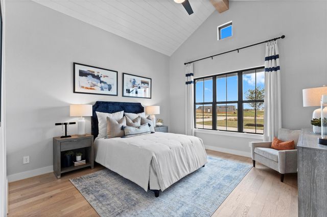 2001 Whispering Oaks Lane, Waller, TX 77484