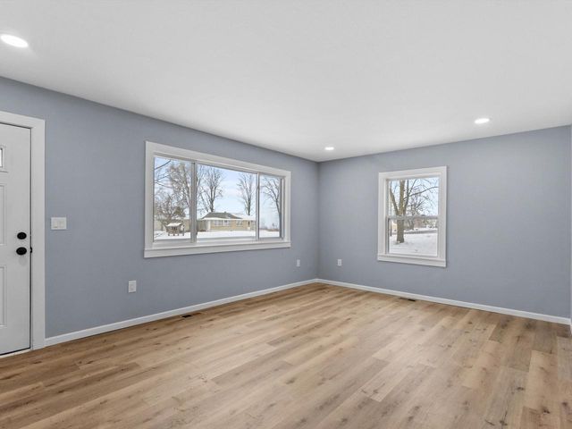 6724 County Road V, Sheboygan Falls, WI 53085