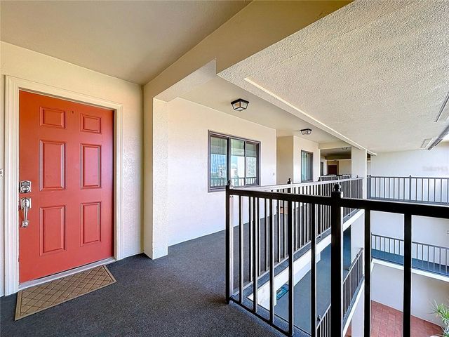 7480 BAYSHORE DRIVE 401, Treasure Island, FL 33706