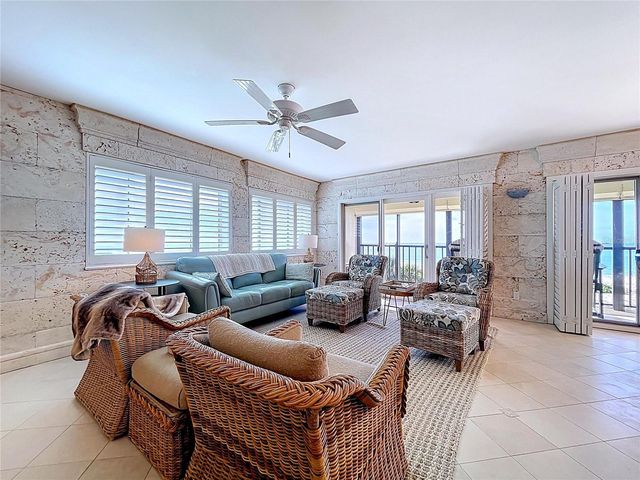 7480 BAYSHORE DRIVE 401, Treasure Island, FL 33706