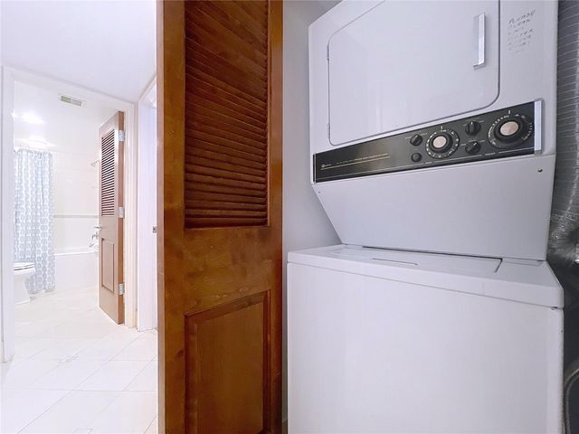 7480 BAYSHORE DRIVE 401, Treasure Island, FL 33706