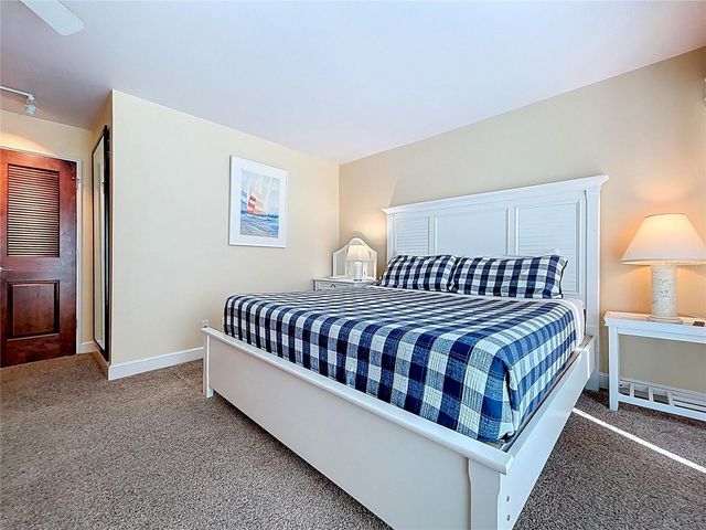 7480 BAYSHORE DRIVE 401, Treasure Island, FL 33706