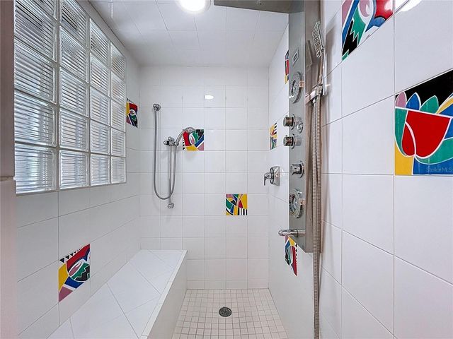 7480 BAYSHORE DRIVE 401, Treasure Island, FL 33706