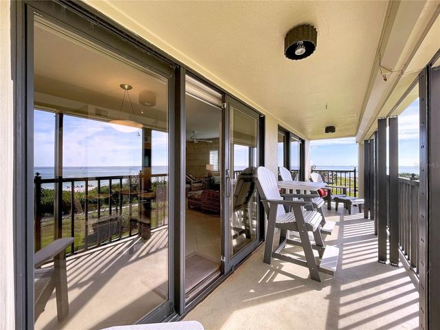 7480 BAYSHORE DRIVE 401, Treasure Island, FL 33706