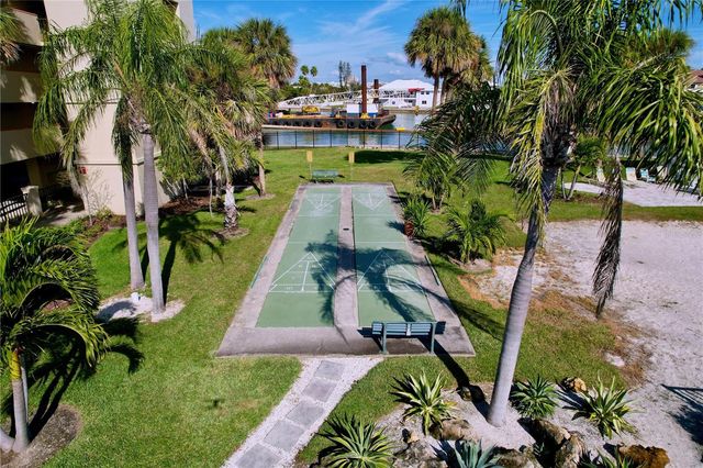 7480 BAYSHORE DRIVE 401, Treasure Island, FL 33706