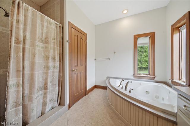 6223 Mccann Road, East Rochester, OH 44625