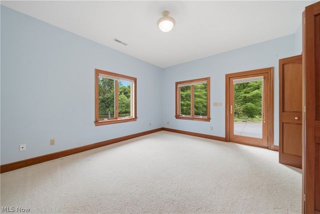 6223 Mccann Road, East Rochester, OH 44625