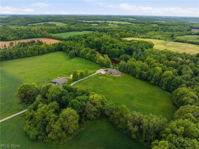 6223 Mccann Road, East Rochester, OH 44625