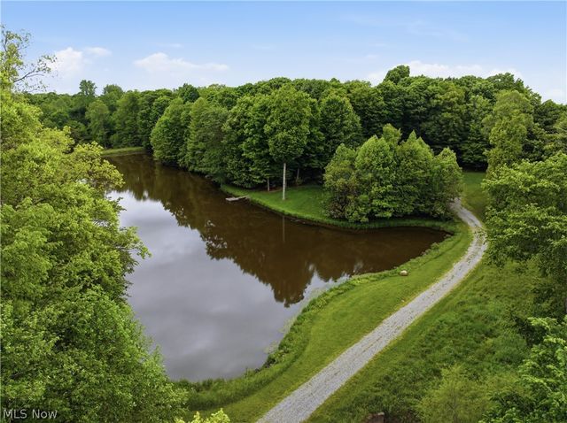 6223 Mccann Road, East Rochester, OH 44625
