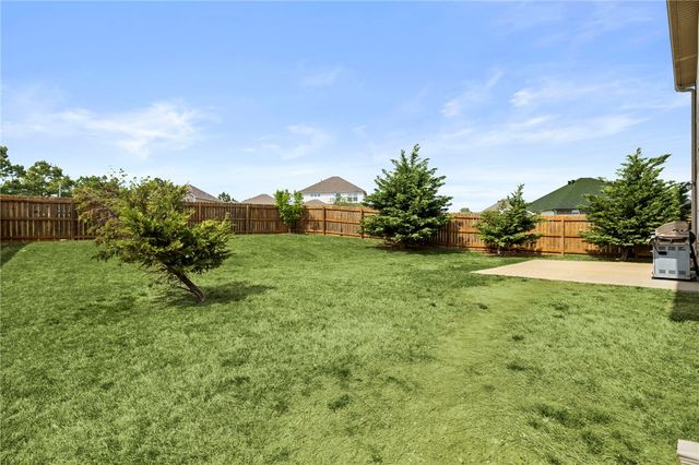 414 Driftwood Street, Lowell, AR 72745