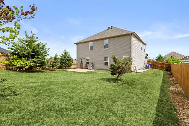414 Driftwood Street, Lowell, AR 72745