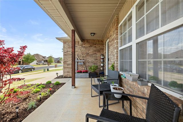414 Driftwood Street, Lowell, AR 72745