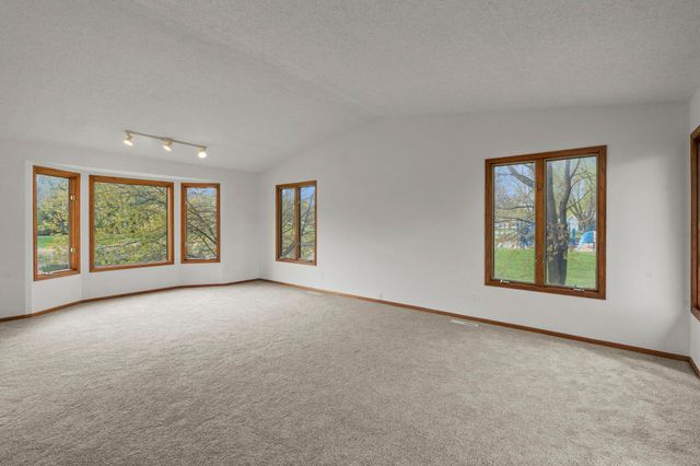 722 Parkview Lane N, Champlin, MN 55316