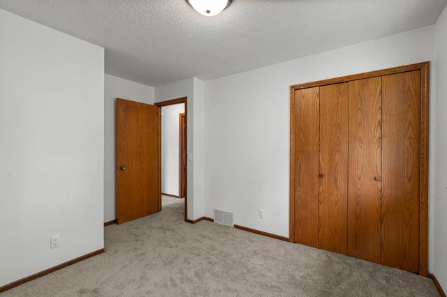 722 Parkview Lane N, Champlin, MN 55316
