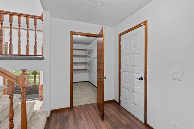 722 Parkview Lane N, Champlin, MN 55316
