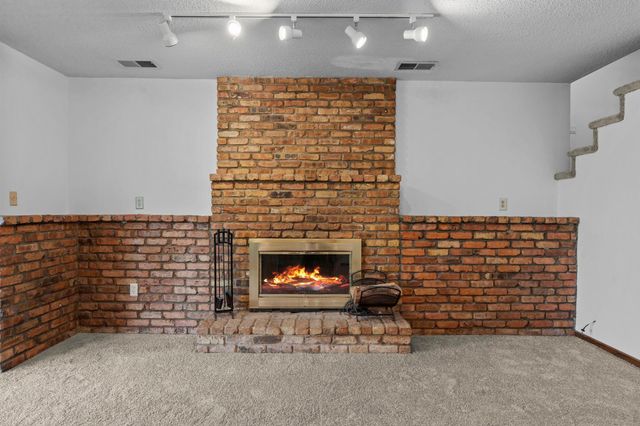 722 Parkview Lane N, Champlin, MN 55316