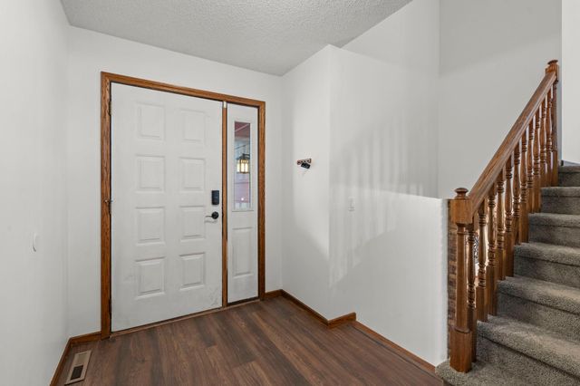 722 Parkview Lane N, Champlin, MN 55316