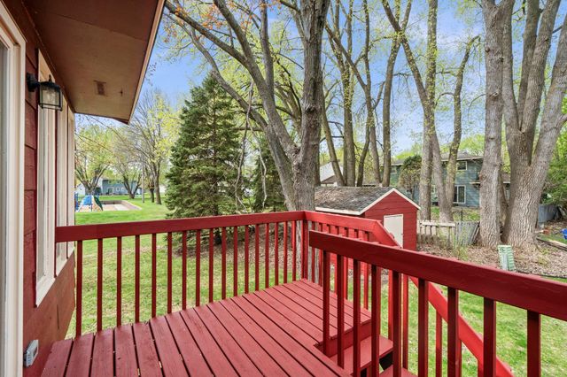 722 Parkview Lane N, Champlin, MN 55316