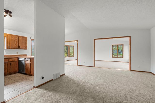 722 Parkview Lane N, Champlin, MN 55316