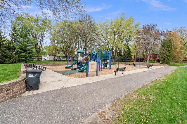 722 Parkview Lane N, Champlin, MN 55316