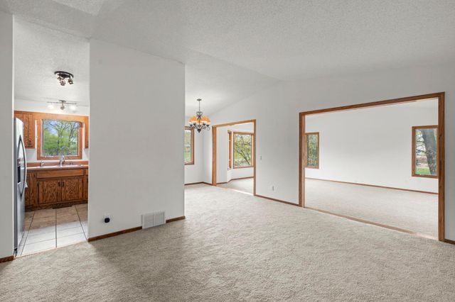 722 Parkview Lane N, Champlin, MN 55316