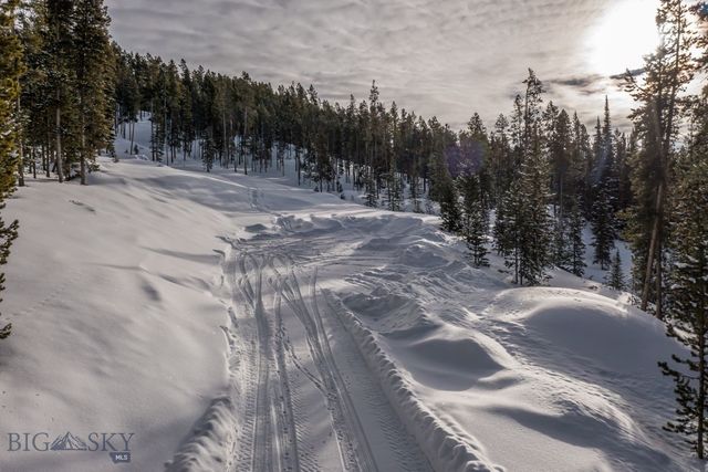 124 Ulerys Lakes Road, Big Sky, MT 59716
