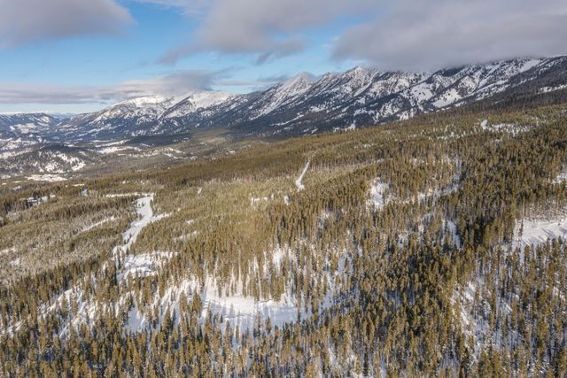 124 Ulerys Lakes Road, Big Sky, MT 59716