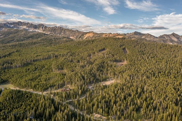 124 Ulerys Lakes Road, Big Sky, MT 59716