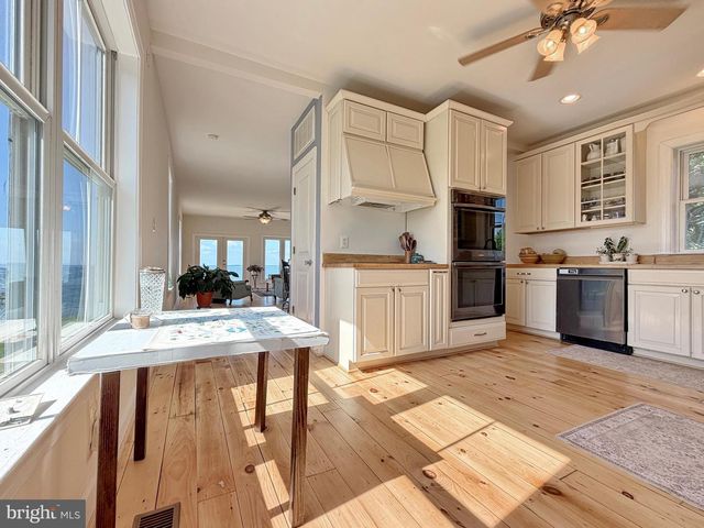 13435 S VIEW RD, Newburg, MD 20664