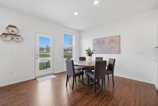 247 Carole Street, Sugar Grove, IL 60554