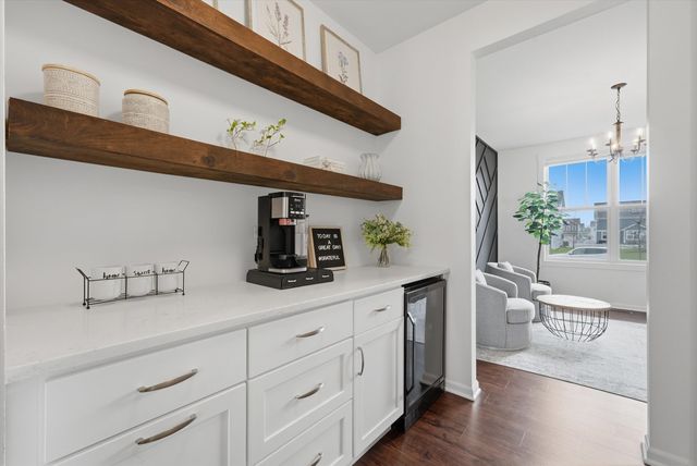 247 Carole Street, Sugar Grove, IL 60554