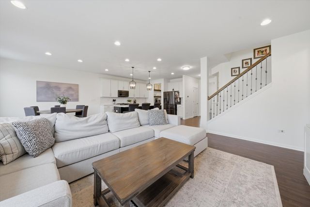 247 Carole Street, Sugar Grove, IL 60554