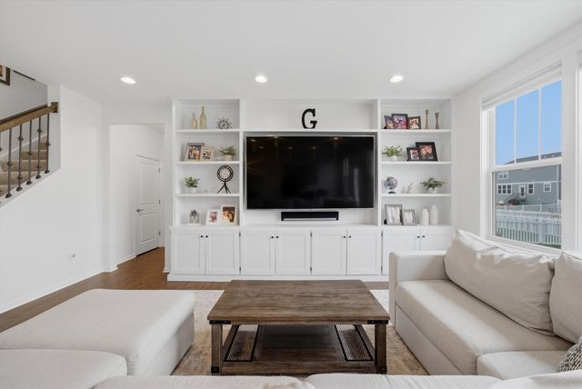 247 Carole Street, Sugar Grove, IL 60554