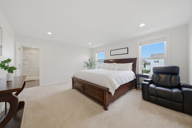 247 Carole Street, Sugar Grove, IL 60554